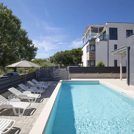 Dom wakacyjny Sole Am Mit Pool- Sauna- Whirlpool By Interhome *