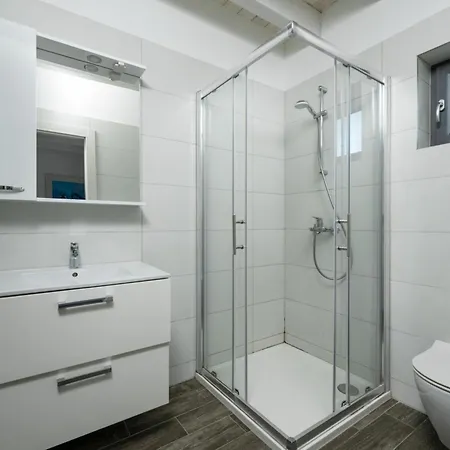 Sole Am Mit Pool- Sauna- Whirlpool By Interhome * Pomer